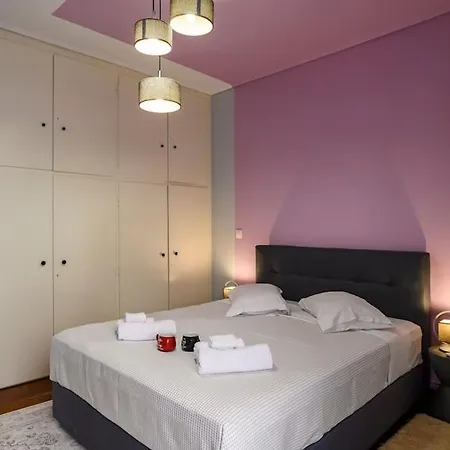Luxury 2 Bed Urban Oasis In The Heart Of Athens